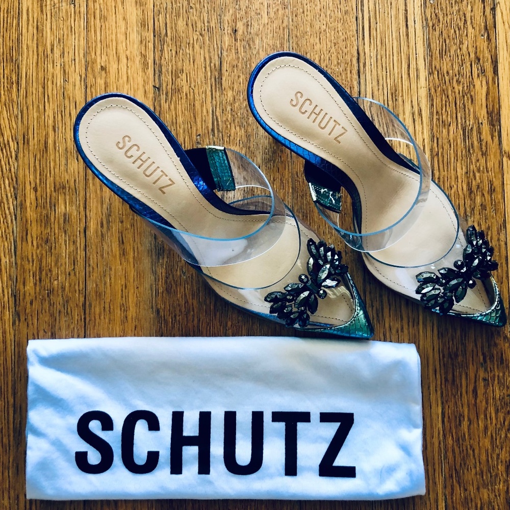 Schutz Shary Pump